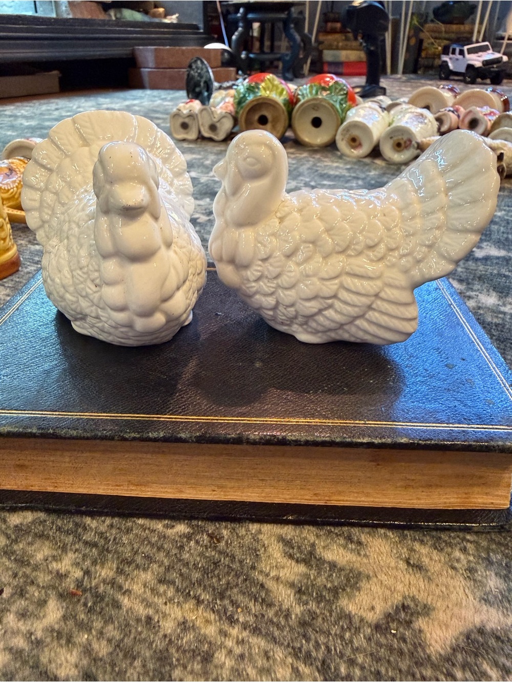 White Ceramic thanksgiving Turkey salt and pepper shakers.